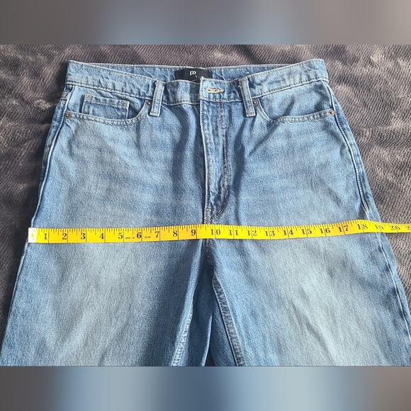 Banana Republic Bootcut Jean - Picture 8 of 12